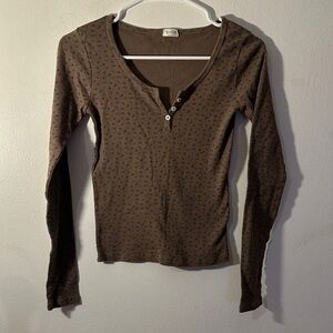 Elegant Brown Buttoned Blouse